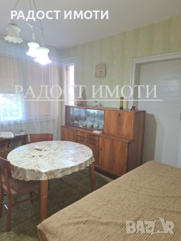 Продава 4-стаен апартамент с гараж - ЦЕНТЪР Добрич, снимка 4 - Апартаменти - 53722302