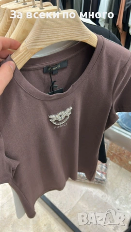 Дамски Тениски Pinko Dior Celine Guess Hugo, снимка 13 - Тениски - 53517397