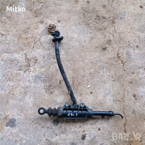 Помпа Съединител Горна За БМВ Е36 1994г / BMW E36 1994у