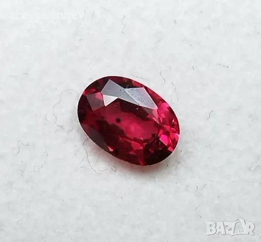 Невероятен рубин с красив цвят и VS чистота - 0.77кт.! Сертифициран! Нов!, снимка 10 - Други - 48073747