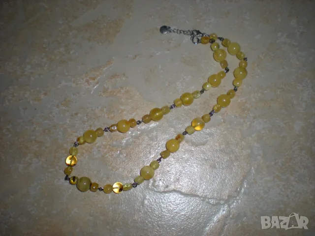 Колие - огърлица от Балтийски кехлибар цвят масло и лимон, снимка 2 - Колиета, медальони, синджири - 48298471