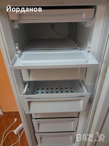 Фризер с 6 чекмеджета  NEO