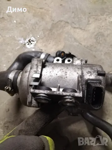 термостат водна помпа бмв е60 е61 bmw e60 e61, снимка 4 - Части - 49833784