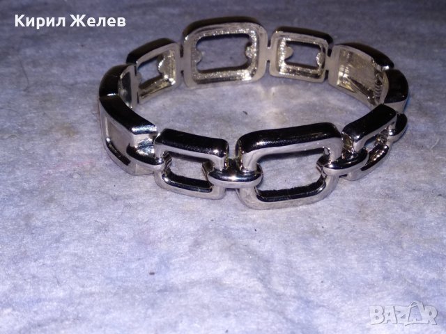 СРЕБРИСТА АЖУРНА МОДНА - АРТ ГРИВНА с БЛЕСТЯЩИ ФАСЕТИРАНИ КРИСТАЛИ 21262, снимка 10 - Гривни - 41148277