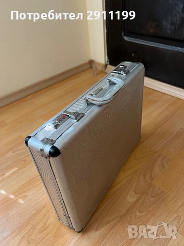 Алуминиев куфар Solingen, снимка 7 - Куфари с инструменти - 52421975