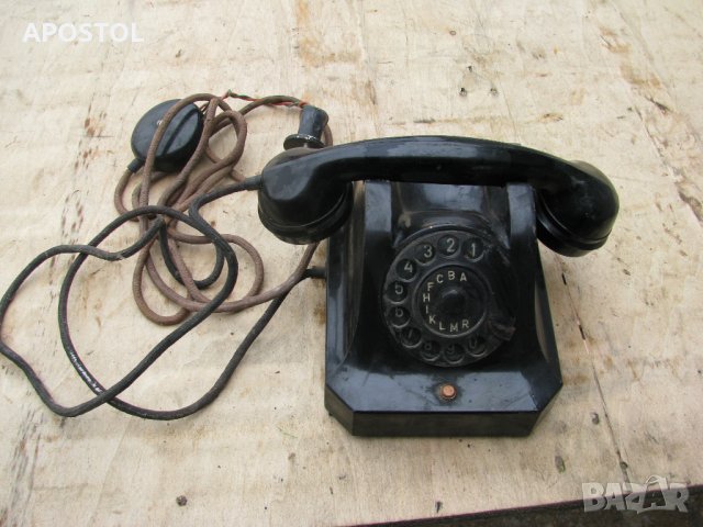 телефон ретро  бакелитов , снимка 1 - Антикварни и старинни предмети - 34644137