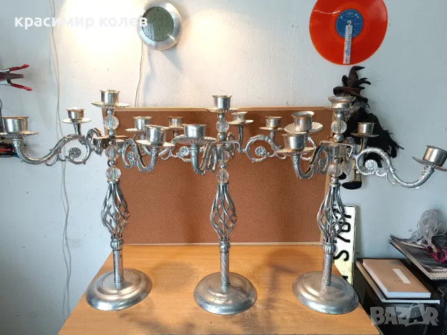 3 броя големи свещници