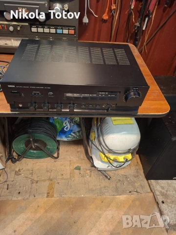 Продава си усилвател Yamaha AX-500.