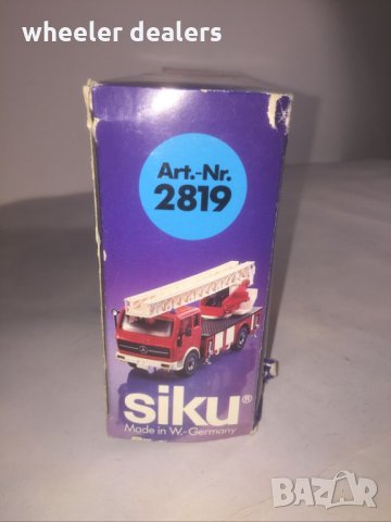 Метална количка SIKU 2819 1/55 Пожарна Mercedes 2819 със стълба, снимка 8 - Колекции - 35983040