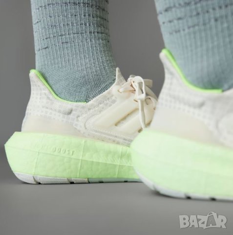 Дамски Обувки за бягане Adidas PERFORMANCE Ultra Boost Light, снимка 6 - Маратонки - 41979477