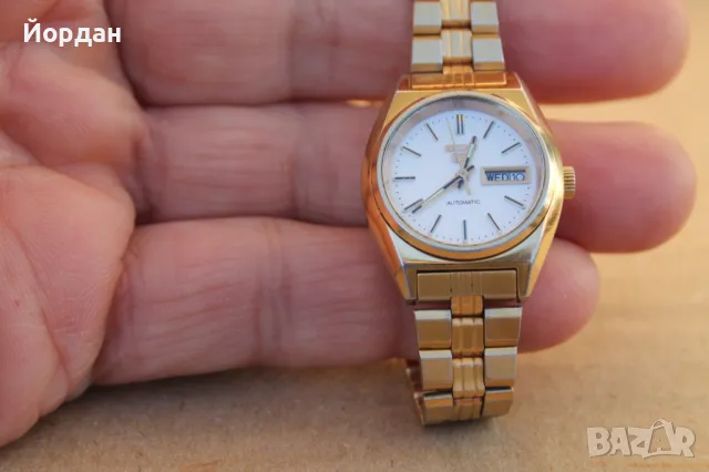 Дамски позлатен Японски часовник ''Seiko 5'' автомат  , снимка 2 - Дамски - 47593942