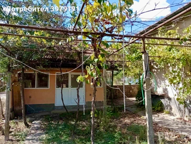 Къща в Петревене, снимка 7 - Къщи - 52572953
