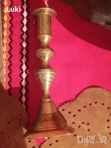 автентичен месингов свещник от 19 век , снимка 3 - Антикварни и старинни предмети - 44517275