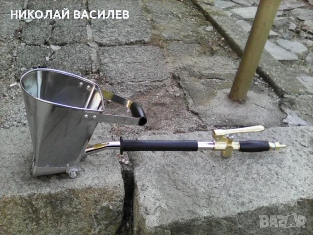 Пистолет   за  нанасяне  на  мазилки / Шприц / боядисване  с  3  и  4  дюзи   ., снимка 4 - Железария - 47879343