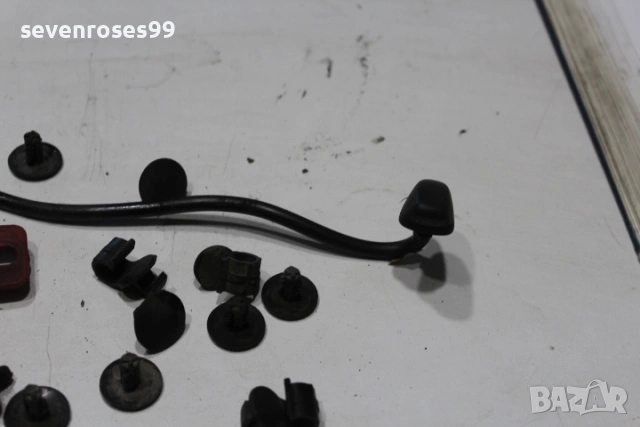 Пръскалки предни задни + щипки пр капак Фиат Пунто 2 2001 1.2i 60 Fiat Punto 2  2/3врати, снимка 6 - Части - 53504337