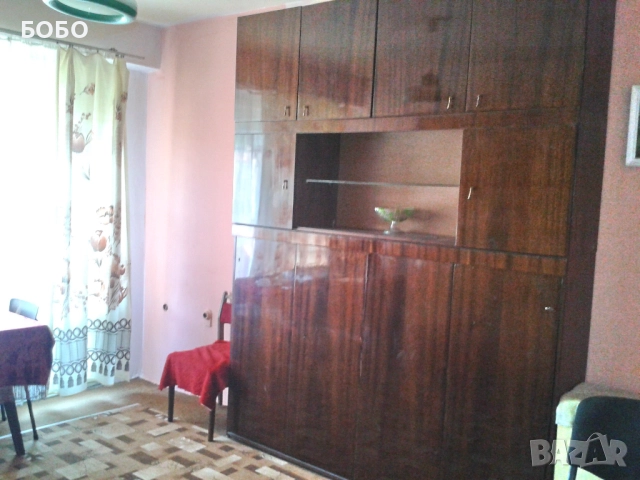 Продавам гарсониера в град Свищов