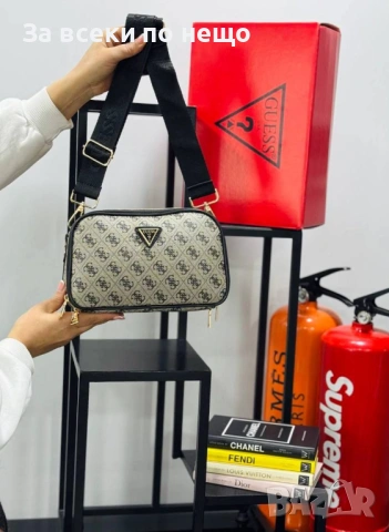 Guess Дамска Чанта С Дълга Дръжка За През Рамо Гес - Различни Цветове Код E1309, снимка 5 - Чанти - 53757887