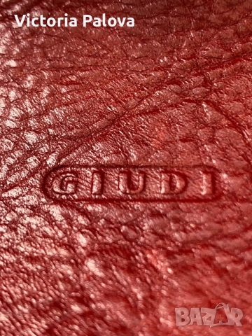 Луксозна кожена чантичка/ несесер GIUDI  Италия