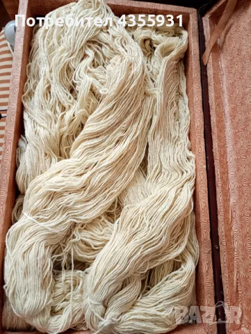 стара вълна Вълнена Прежда Безупречно Състояние  Около 5 килограма вълна  Готова за ползване вълна, снимка 2 - Антикварни и старинни предмети - 49537249