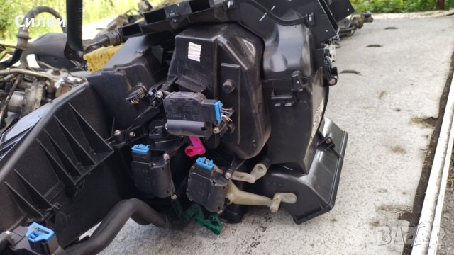 Парно комплект от Ауди А4 Б7 за Audi A4 B7 изпарител пита моторче клапи тръбички 8e1 820 005 j, снимка 4 - Части - 41659820