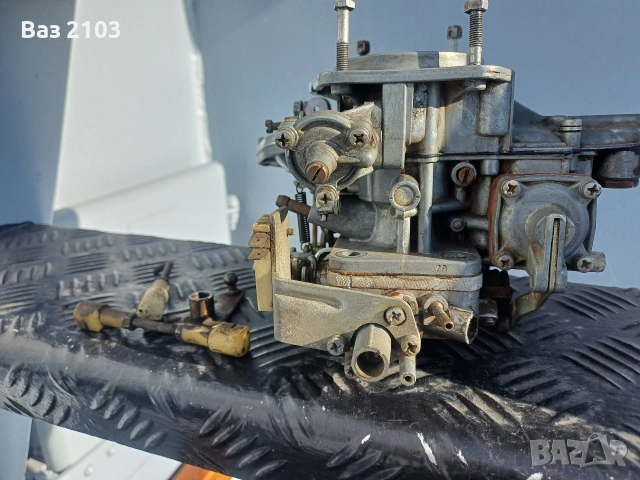 Карбуратор ВАЗ 2105 с долна плочка за газ, снимка 3 - Части - 52865351