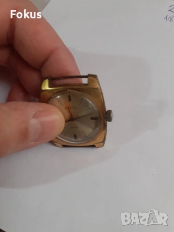 Позлатен руски часовник Восток Wostok 18 камъка AU 10, снимка 7 - Антикварни и старинни предмети - 53390280