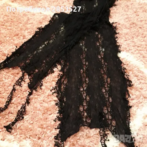 Дамски черен Шал, снимка 4 - Шалове - 47554971