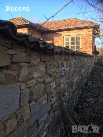 стара къща за ремонт, снимка 2 - Къщи - 55956905