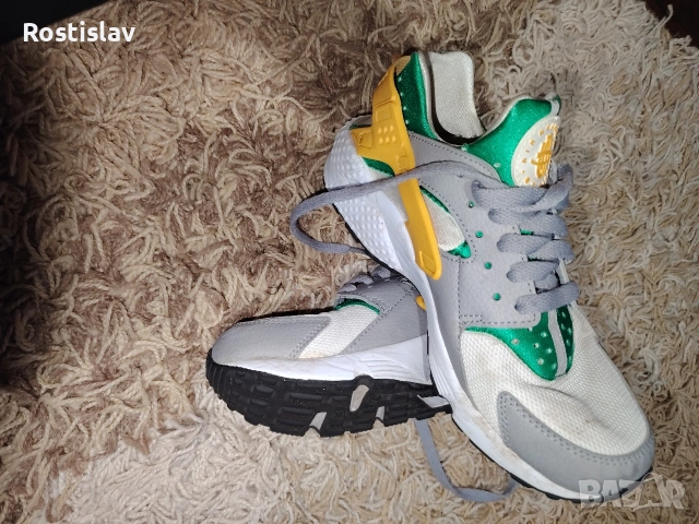 Nike Huarace , снимка 4 - Маратонки - 53304626