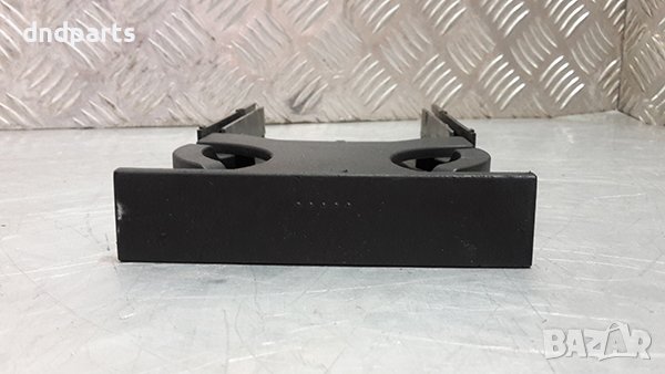 Поставка за чаша за VW Golf IV, /1998-2004/