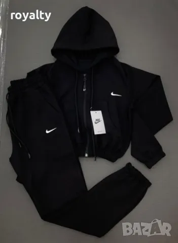 Nike черен дамски спортен комплект 