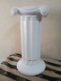порцеланова колона,постамент, снимка 1