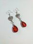 Прелестни обеци в рубинено червено с орнаментирани сърца в цвят сребро , снимка 6