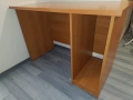 Работно бюро 110/60/77 см с отделение за компютър. В отлично състояние., снимка 11