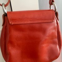 Дамска чанта естествена кожа в оранжево, снимка 3 - Чанти - 42546134