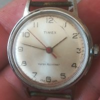 Часовник TIMEX. Vintage watch. Ретро модел. Механичен механизъм , снимка 1 - Дамски - 41945662