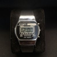 Ретро електронен часовник Stempo, снимка 2 - Антикварни и старинни предмети - 41630121