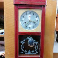 Работещ стенен механичен часовник , снимка 4 - Антикварни и старинни предмети - 39421924