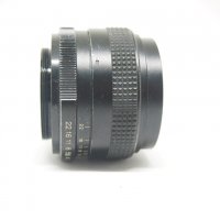 Обектив Cosinon Auto 35mm/2.8 на резба М42, снимка 2 - Обективи и филтри - 35759636