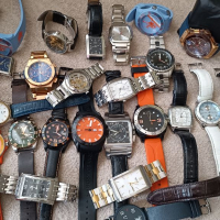 Разпродажба на часовници различни марки и модели , снимка 1 - Мъжки - 36330021