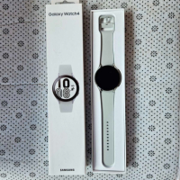 Samsung Galaxy Watch 4, 44mm, снимка 7 - Смарт гривни - 44805279