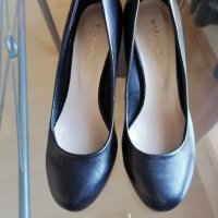 Обувки Vera PELLE, снимка 4 - Дамски обувки на ток - 35769477