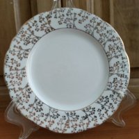 Английски порцелан чинии чинийки супник , снимка 4 - Чинии - 33961528