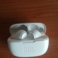 Безжични блутут слушалки JBL WAVE 200TWS, снимка 5 - Безжични слушалки - 44775890
