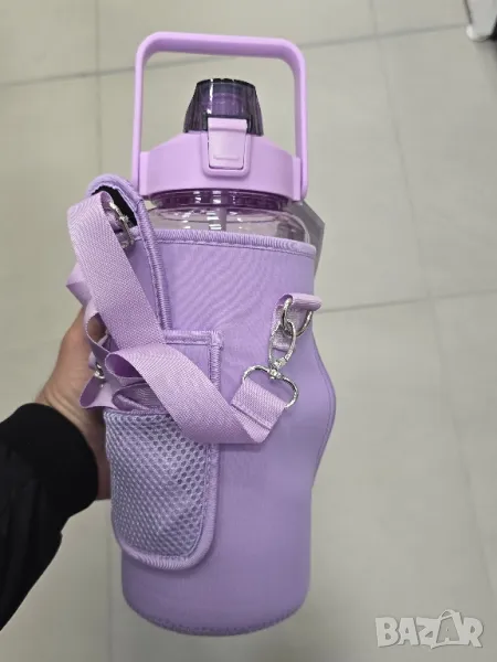 бутилки с калъф 2 л, снимка 1