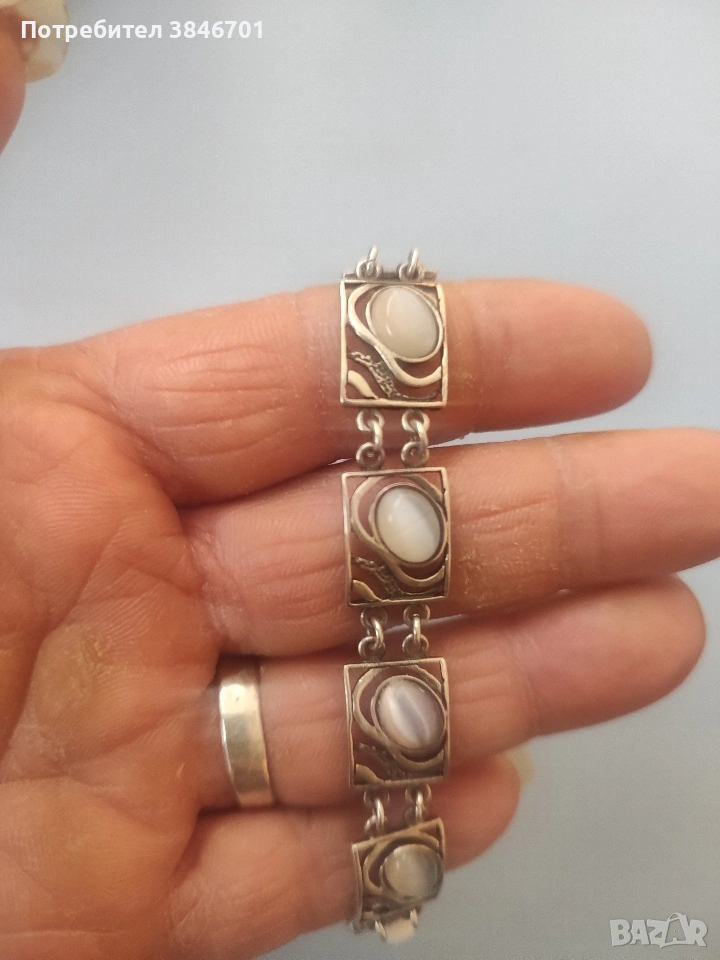 сребърна гривна с лунен камък , снимка 1