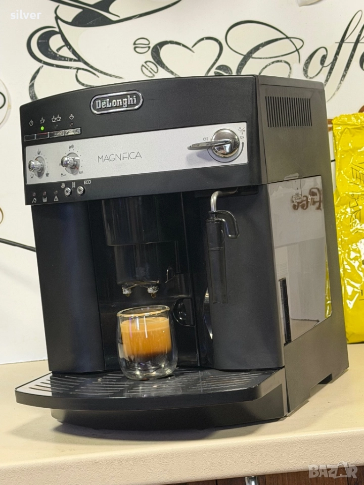 Кафемашина кафе автомат delonghi magnifica с гаранция, снимка 1