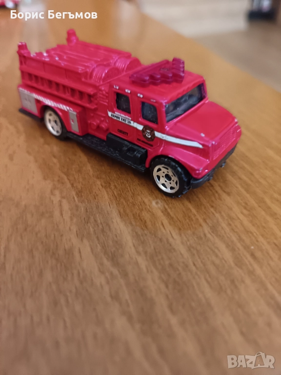 Метална количка-пожарна Matchbox 1998 1:100 рядка, снимка 1