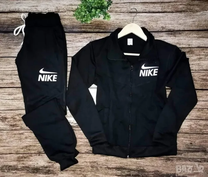 дамски екип Nike , снимка 1