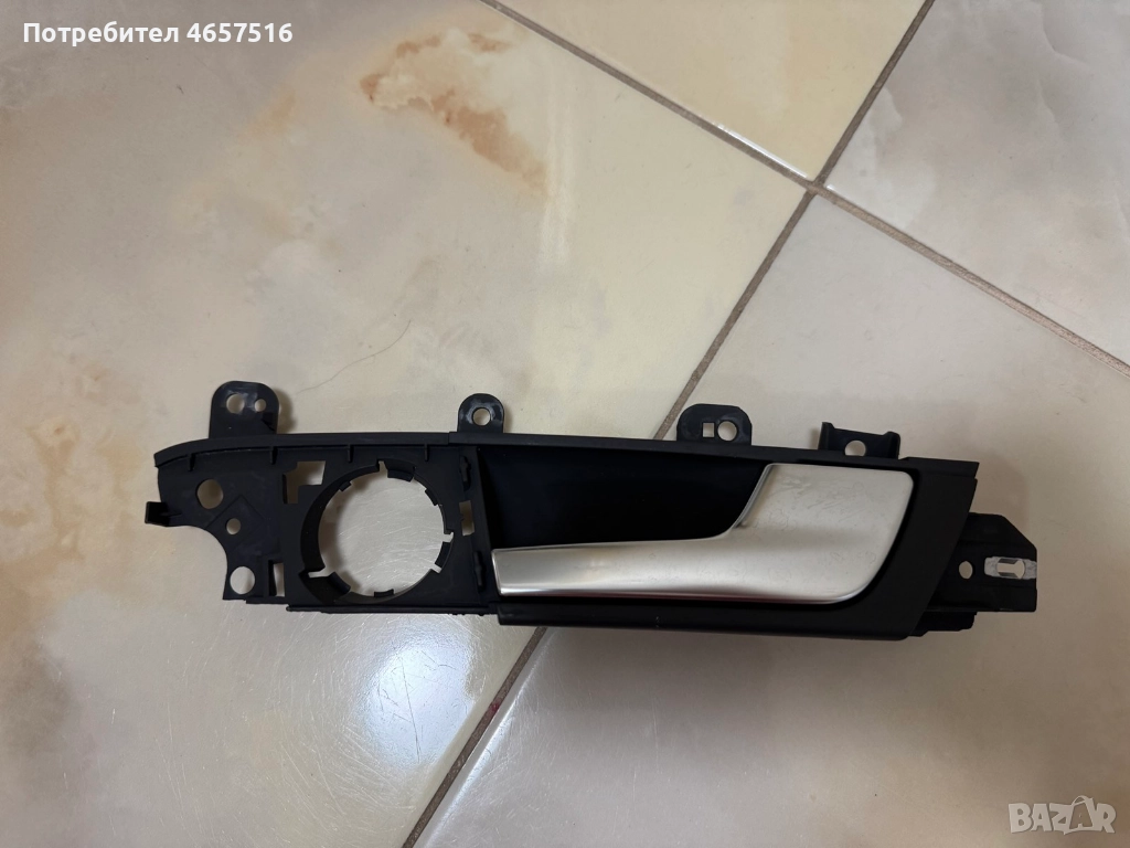 Вътрешна дръжка на задна дясна врата на Ауди Audi A3 само за 20лв. 8P4839020D, снимка 1